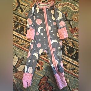 To the Moon Pink Little Sleepies NB Zippy